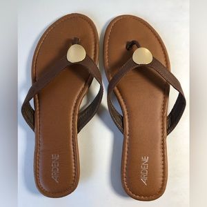 Summer Thong Sandals Brown and Gold Size 8